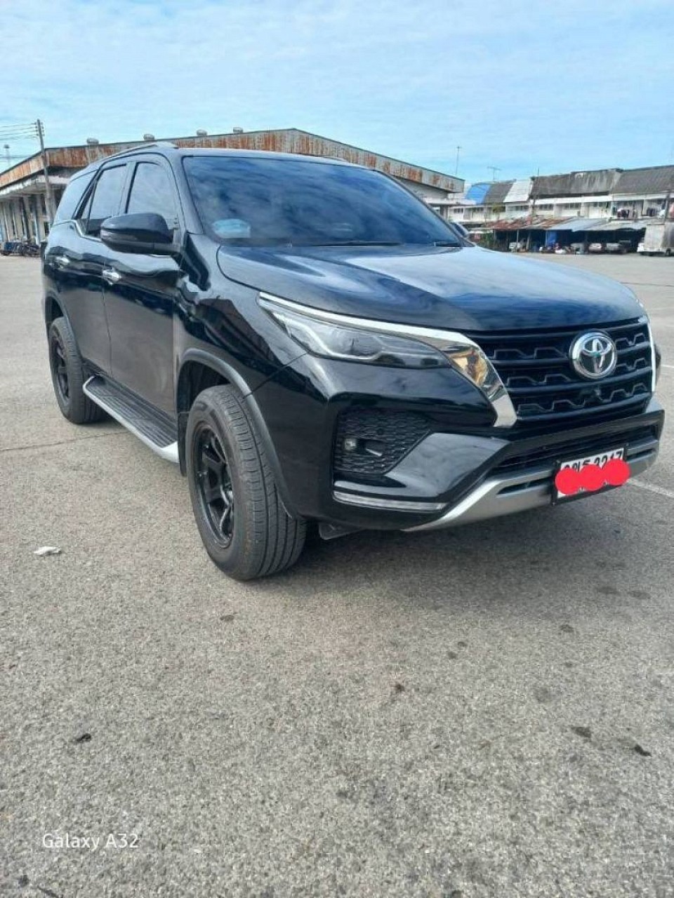 SUV รถใหญ่บริการ 24 ชั่วโมง